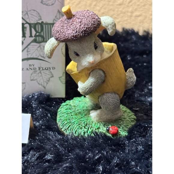 Fritz & Floyd Charming Tails "Binkys Acorn Costume" Figurine - Picture 2 of 6